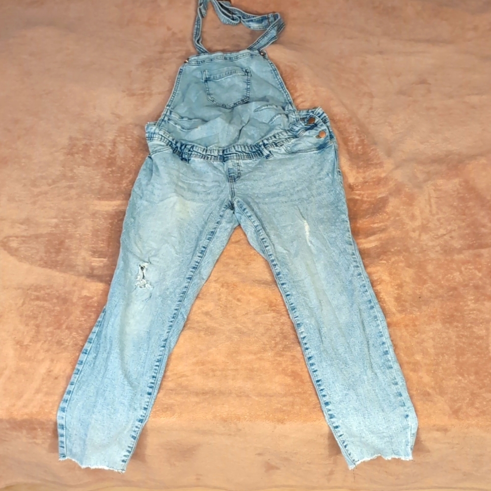 Maternity overalls